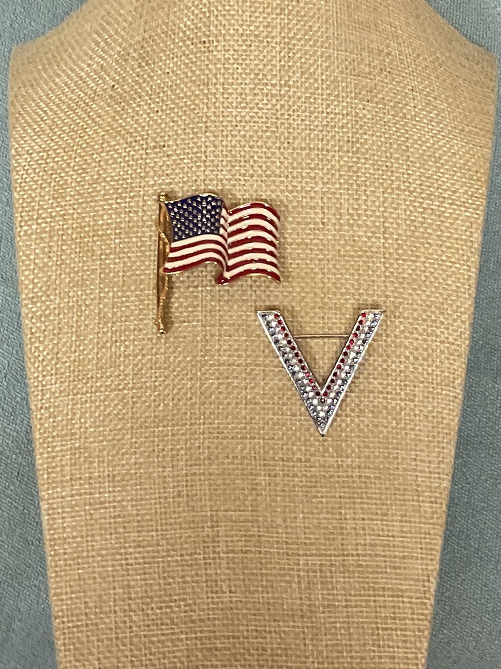 Ciner Vintage Patriotic American Hand-Painted Flag And Letter V Set.